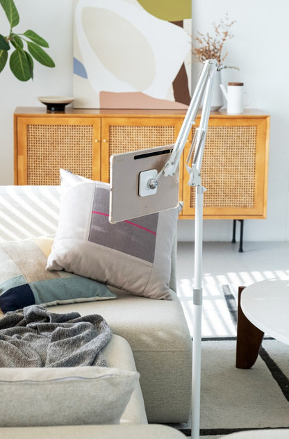 Mac 360 Swivel Stand